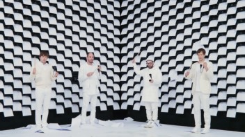 OK Go大玩缤纷3D万花筒《Obsession》