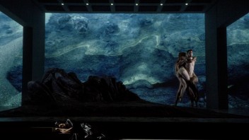 舞美设计师加里·麦肯：《阿里阿德涅在纳克索斯岛》舞台设计