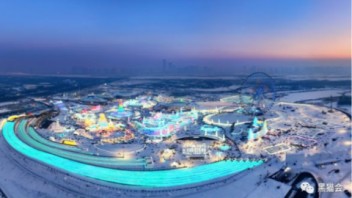全平台爆火！<b>甲方</b>：冰雪大世界，给我蹭！