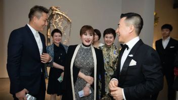 蔡志松：古典与现代，映衬出一幅时代交响的双面“绣”