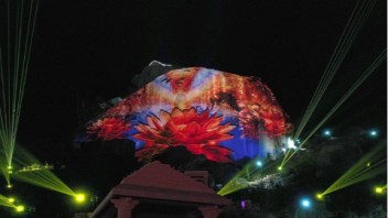 阿姆巴吉寺 3D <b>投影映射</b>表演