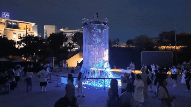 沉浸式夜游丨首尔之光2025光影秀——城市地标的光影互动与数字<b>文旅</b>探索