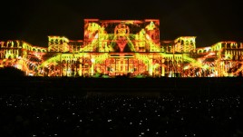  幻鲨作品·罗马尼亚人民宫投影“异世界