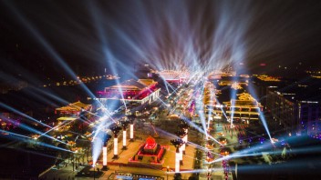 抖音播放量全国第一的<b>网红街区</b>，大唐不夜城初建时的挑战与思考