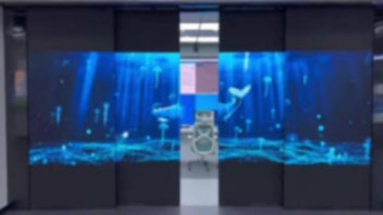 2单边固定旋转，2伸缩，1固定 塞拉门