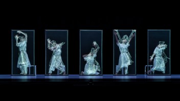 “<b>东京八分钟</b>”神话级综合演出主创，新媒体艺术团体Rhizomatiks中国首展开启