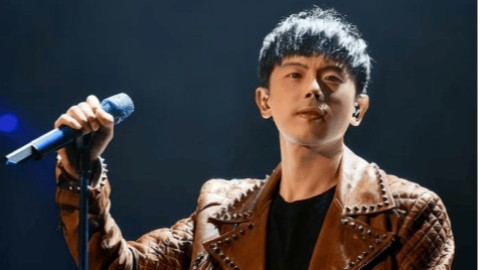 音乐人邓子丘专访：从小城走向世界的音乐追梦者 
