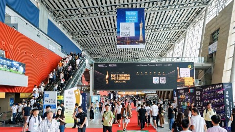 光亚展最火打卡点诞生！视美乐晶耀6P Pro系列引爆现场！