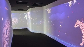 赛马协会光<b>影展</b>示走廊