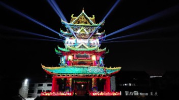 建筑投影|安徽全椒太平古城投影秀——黑夜成幕，光影为媒，楼宇绚丽令人赞叹