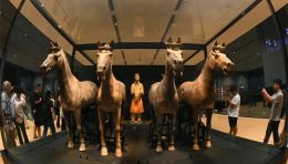 “千古一帝的地下王国” 秦始皇陵考古发现展