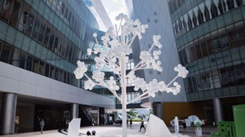 Tree of Moment | <b>公共艺术装置</b>