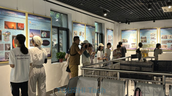 穿越星辰, 气韵再生: 投石AI绘画大模型助力紫金山天文台落成90周年联展开展