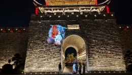 “长虹卧波”今犹在，SHARP/NEC光影妆点芜湖古城