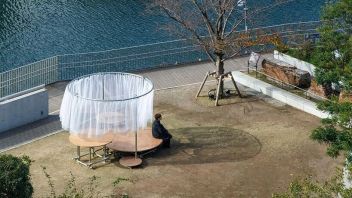 街道家具的有机窗帘——风和光流动