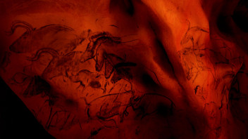 VR 探索 36000年前的肖维岩洞，体验最早的史前壁画艺术
