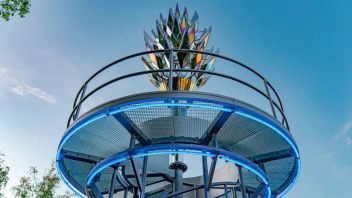 俄罗斯轻型灯光艺术装置：“ Solar Faculae”