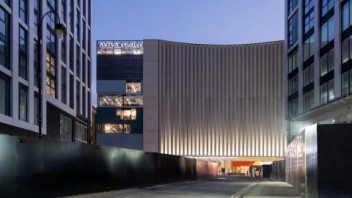 摆脱传统! Aviva Studios艺术中心照明详解丨案例