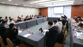 孙峰峰参加智慧旅游<b>沉浸式体验新空间</b>发展现状及路径研究座谈会