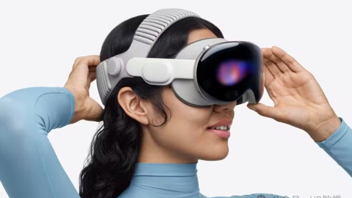 2025 年度全球XR行业十大重磅事件｜年度专题