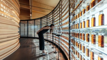 耗资1.4亿英镑打造的麦卡伦威士忌游客中心——精彩的展示、互动与体验