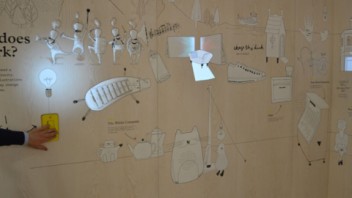 伦敦零售<b>设计博览会</b>上的油墨导电墙