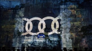 鸿蓝文化|<b>山体投影</b>太震撼了怎么才能引爆景区呢？