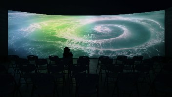 展览开幕｜“数字群岛计划”首展揭幕，共游坪山数字水族馆