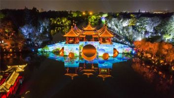 “二分明月忆扬州”<b>唐诗主题</b>全景沉浸式夜游正式开启！