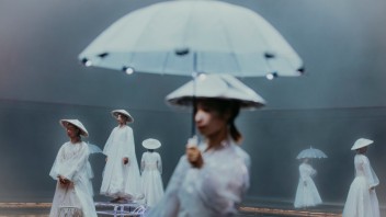 《只有峨眉山》停演！8亿投资大制作为何惨败？