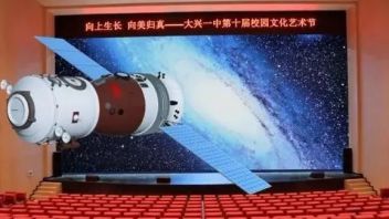 “<b>双减</b>”后校园生活更精彩，3D LED校园影院屏走进大兴一中