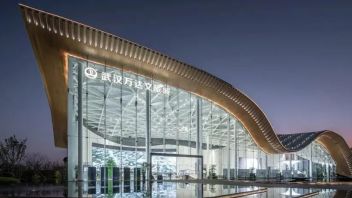 武汉<b>万达文旅城</b>展示中心夜景灯光设计