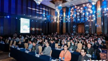 FBEC大会 | 杭州灵伴科技（<b>Rokid</b>）联合创始人向文杰：AR技术推动元宇宙由虚向实