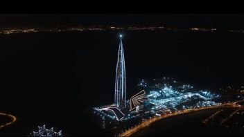 俄罗斯拉赫塔中心<b>建筑照明赏析</b>