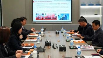 企业动态 | 为城市更新赋能 —— 大连市副市长冷雪峰带队莅临罗曼股份考察