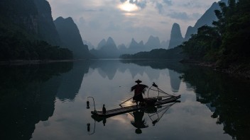 多地演出陆续恢复：深圳保利剧院、印象·刘三姐已复演，济南开心麻花、