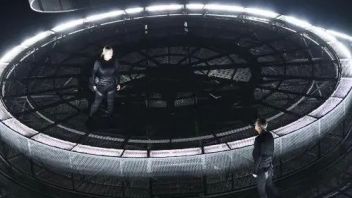 装置丨表现主义歌剧《埃莱克特拉》全机械化舞台，“复仇齿轮”的重启