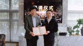 金螳螂文化资讯 | 董事长<b>杨震</b>先生受聘为上海大学文学院兼职教授
