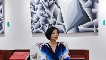 凤凰艺术 | 不会画画的作家不是好投资人？看<b>张立珩</b>如何玩转跨界