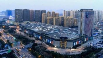 助力<b>柯桥产业升级</b>，加强产学研合作\\r\\n——清华大学中意设计创新基地相关柯桥“经纬计划”人才项目申报