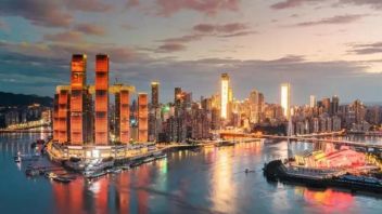 夜景灯光变化大！重庆“不夜城”今年又添新“将”