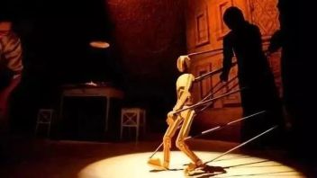 殷无为：演员的“物化”——傀儡、<b>赛博</b>格和虚拟演员
