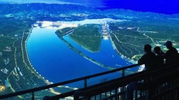 来一次飞跃三峡大坝的旅行——走进“三峡秀”沉浸式展厅