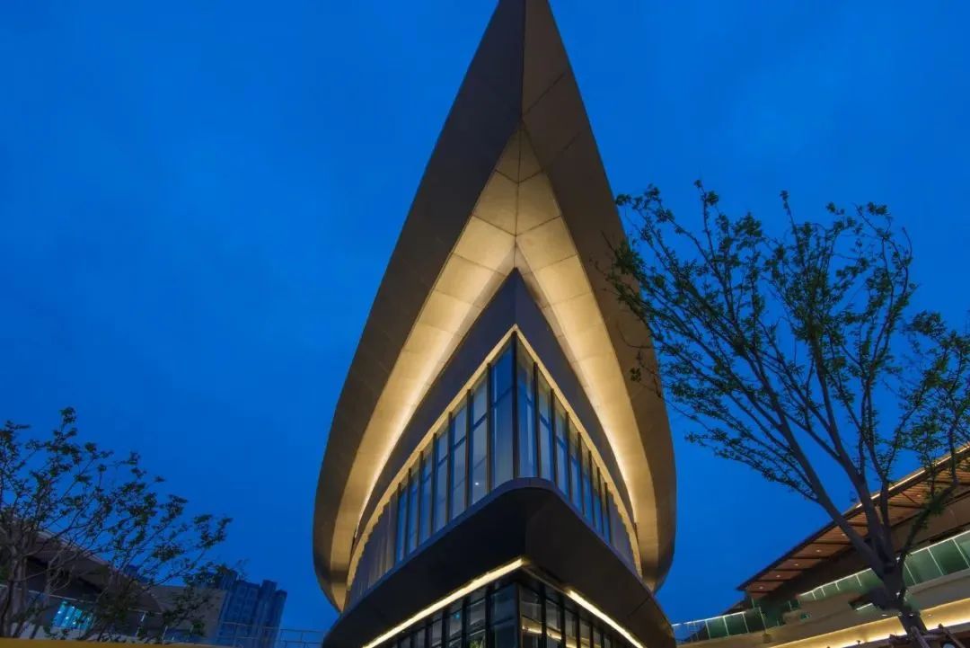 万科柏叶新城商业街照明设计