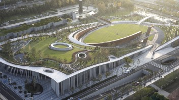【建筑学前沿研究与实践课程收官之讲预告】何镜堂：建筑理论、创作与建筑师素养