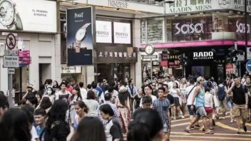 疫情三年，谁还在香港“勇敢”开店？| 重读香港