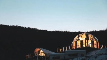 北京“冬奥”引发的首钢旧改、奢牌玩奢“滑”，今年的冰雪文旅应该怎么做？