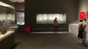 我院15件<b>作品亮相</b>第二届全国工艺美术作品展