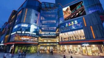拍地、买mall、增持…疫情三年外资巨头在华杀疯！