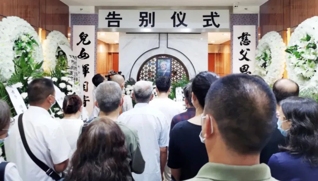 凤凰艺术02悼念0202中国美术学院校史专家郑朝先生辞世